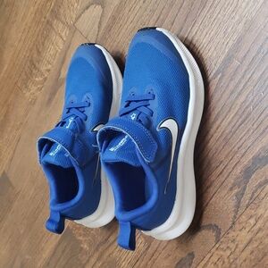 Boys Nike Star Runner size 13